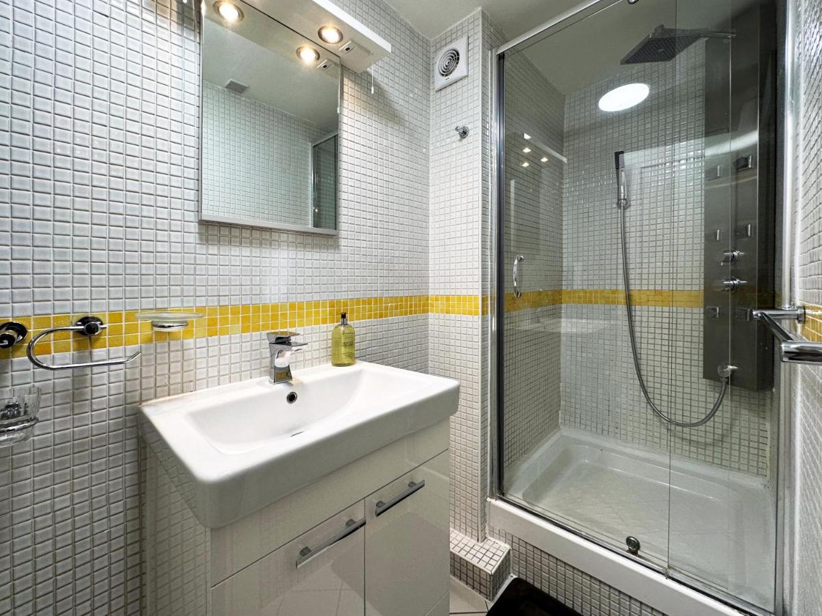 Chic Apartment In Mayfair London Ngoại thất bức ảnh